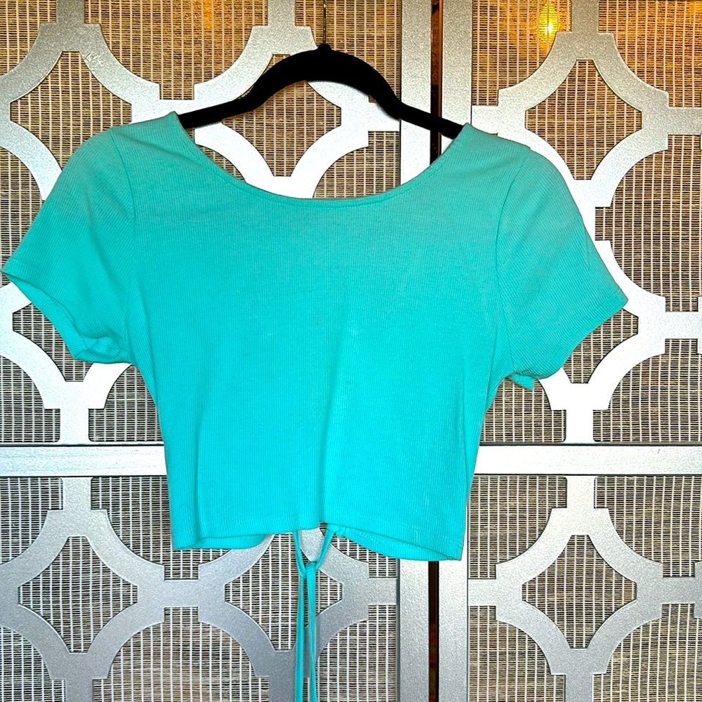 Wild Fable juniors teal crop top ties in back size M